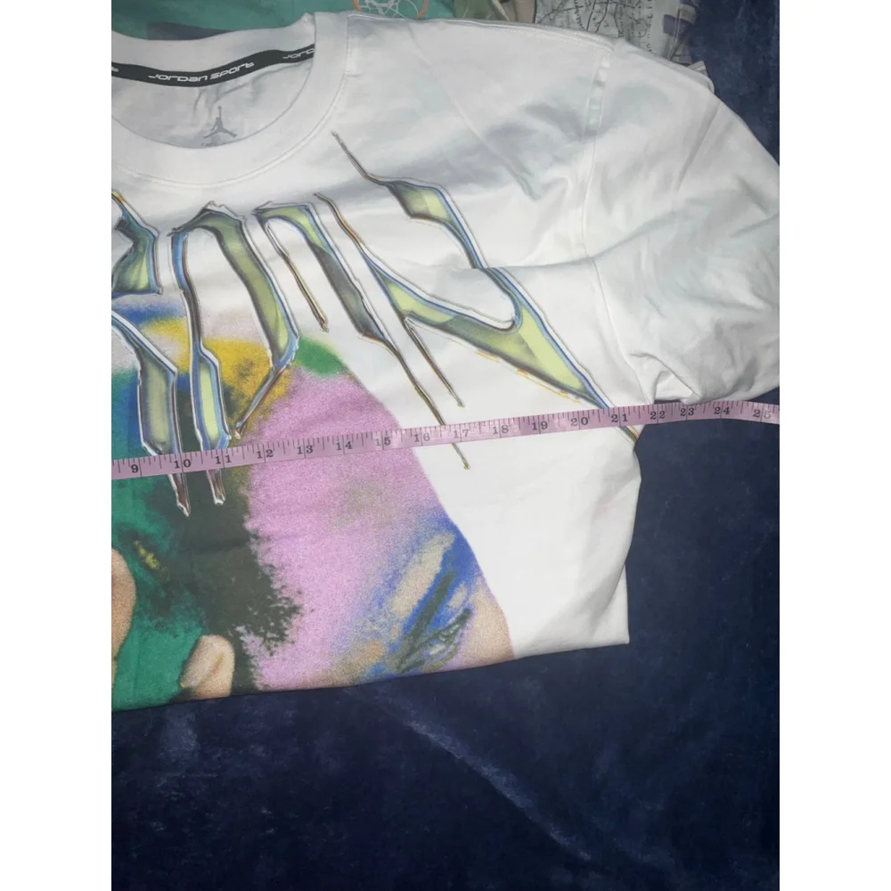 2 Men's Jordan Graphic T-shirts Size Large